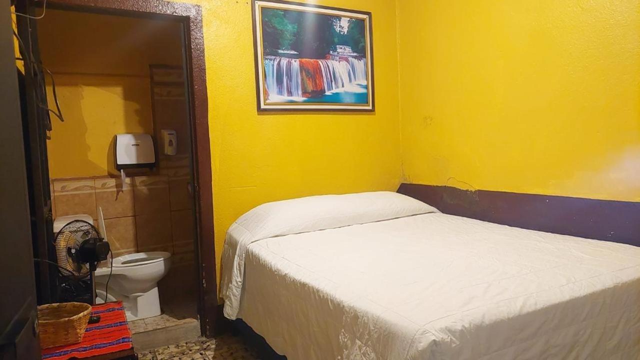 Hotel Alma Maya Antigua Exteriör bild