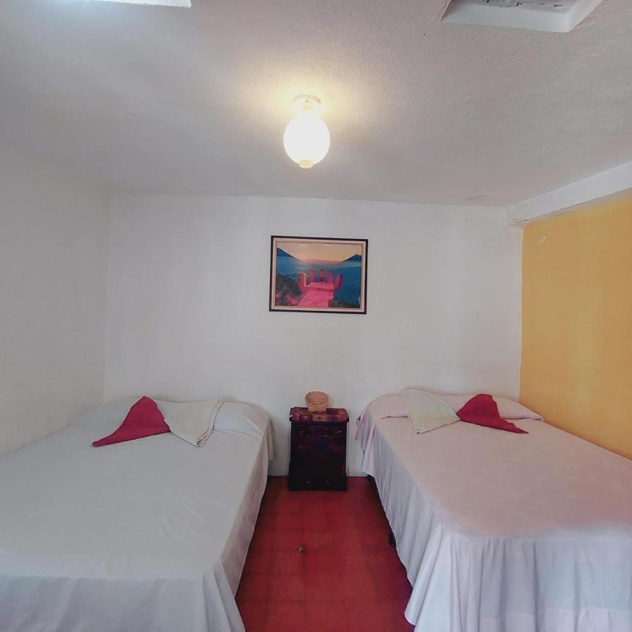 Hotel Alma Maya Antigua Exteriör bild